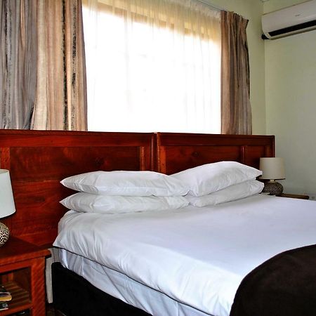 Mount Azimbo Lodge Louis Trichardt Exterior foto